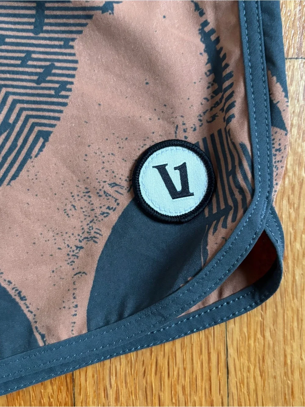 Vuori Cruise Palo Santo Leaf-Print Board Shorts 36